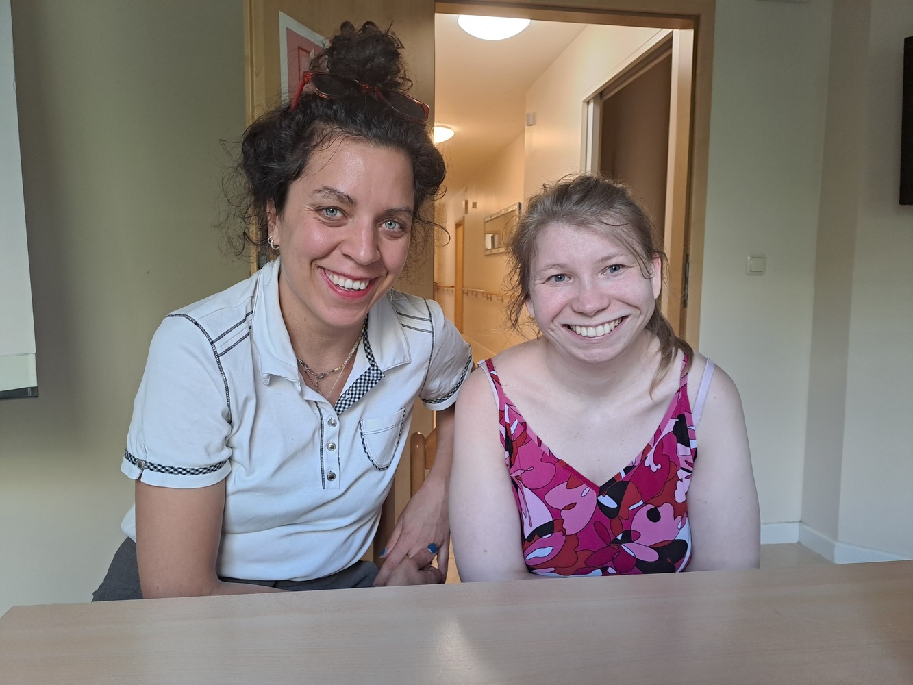 Hannah und Sarah ohne logo